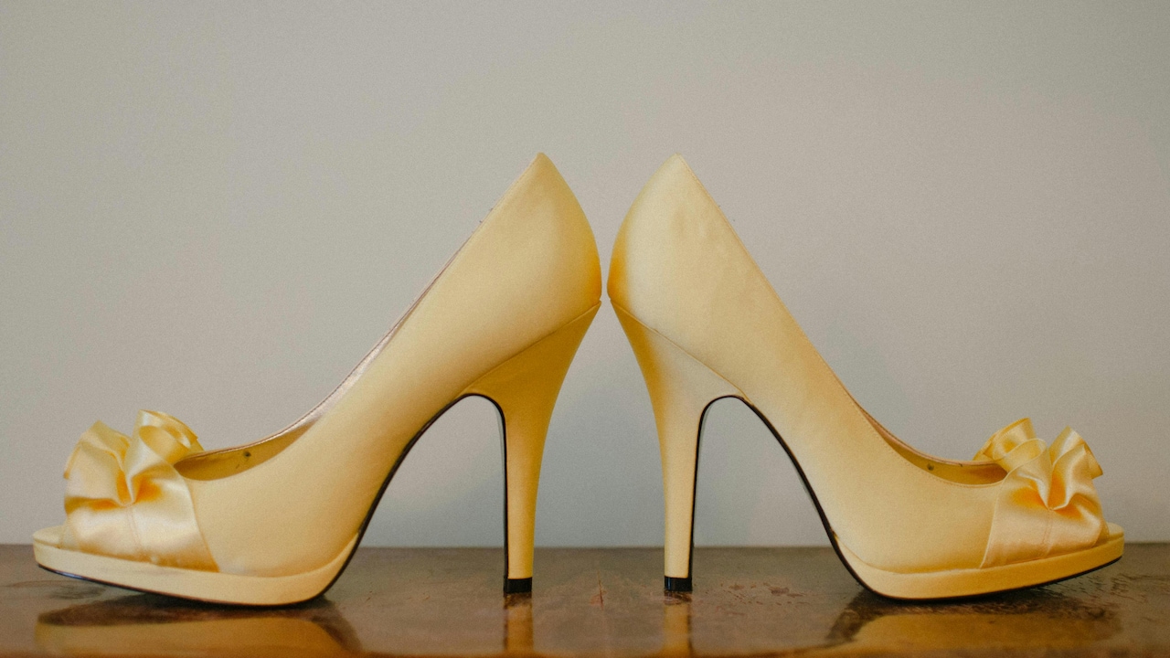 How To Walk In Heels Without Pain: Get Relief From Torture