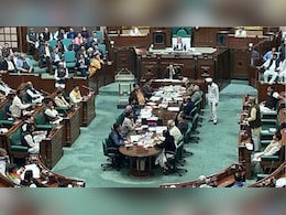 MP में पुलिस वाले भी नहीं हैं सुरक्षित, एक वर्ष में 461 पुलिसकर्मियों पर हुए हमलों में 612 घायल व पांच की मौत MP में पुलिस वाले भी नहीं हैं सुरक्षित, एक वर्ष में 461 पुलिसकर्मियों पर हुए हमलों में 612 घायल व पांच की मौत