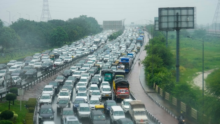 Nagpur News: नागपुरात खासगी ट्रॅव्हल्सना नो एन्ट्री! सकाळी 8 ते रात्री 10 पर्यंत प्रवेश बंद;  कारण काय?