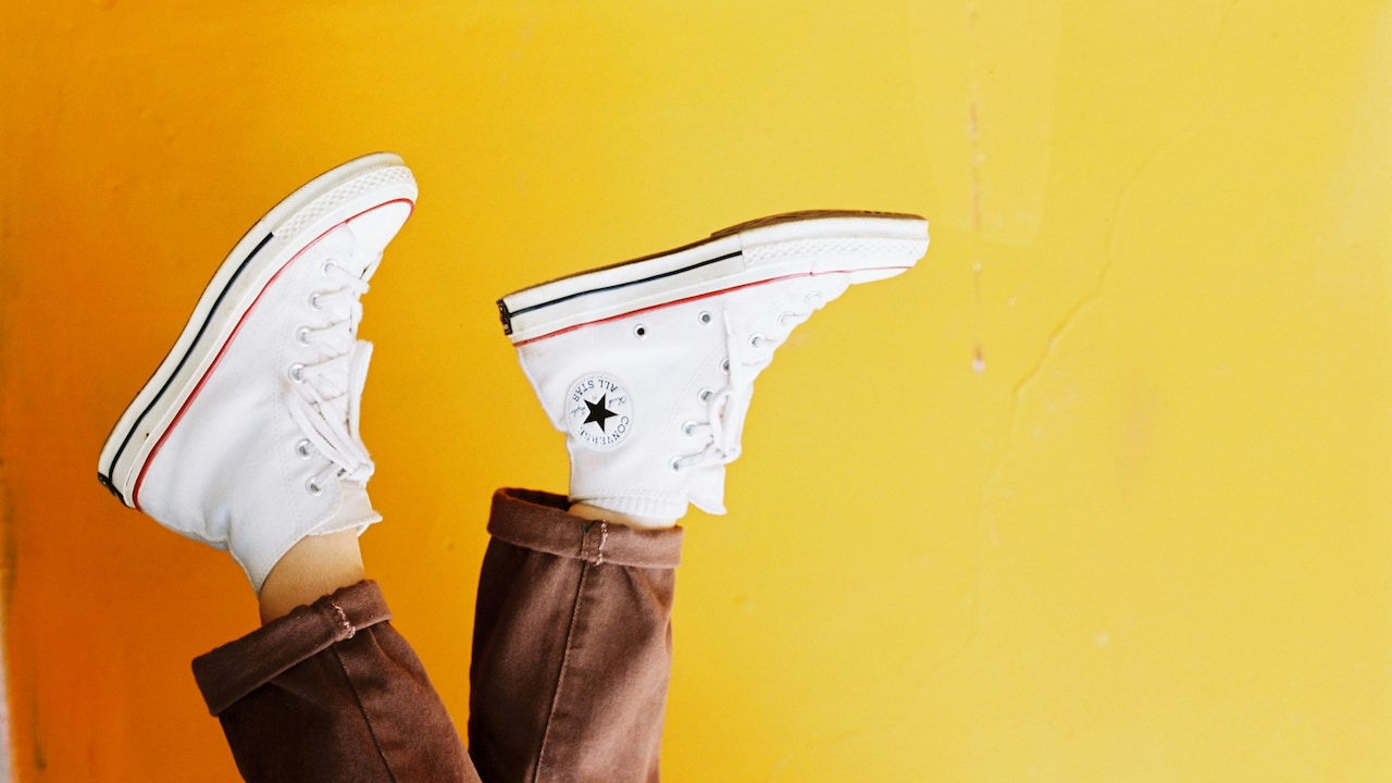 Why Footbeds Matter More Than Outsoles In Daily Sneakers