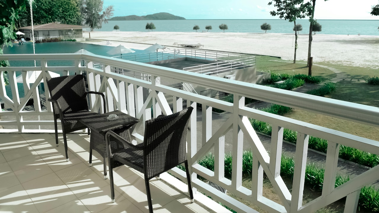 5 ideas to make your balcony a more private space