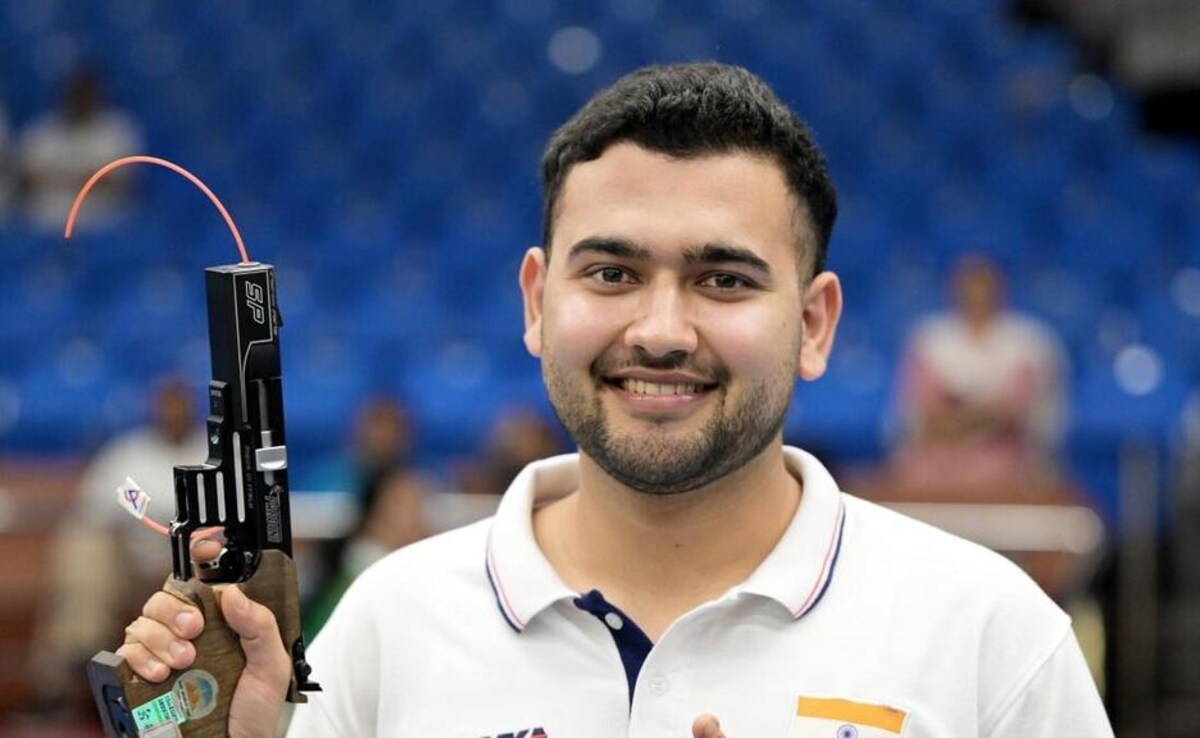 ISSF World Championship Rifle/Pistol: Anish Bhanwala Shoots His Way To Silver