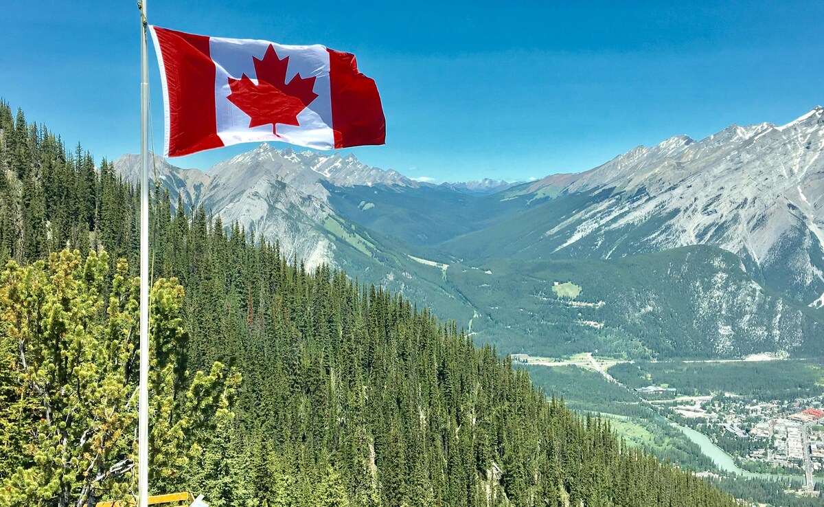 Индийският мъж живеещ в Канада е станал вирусен след като