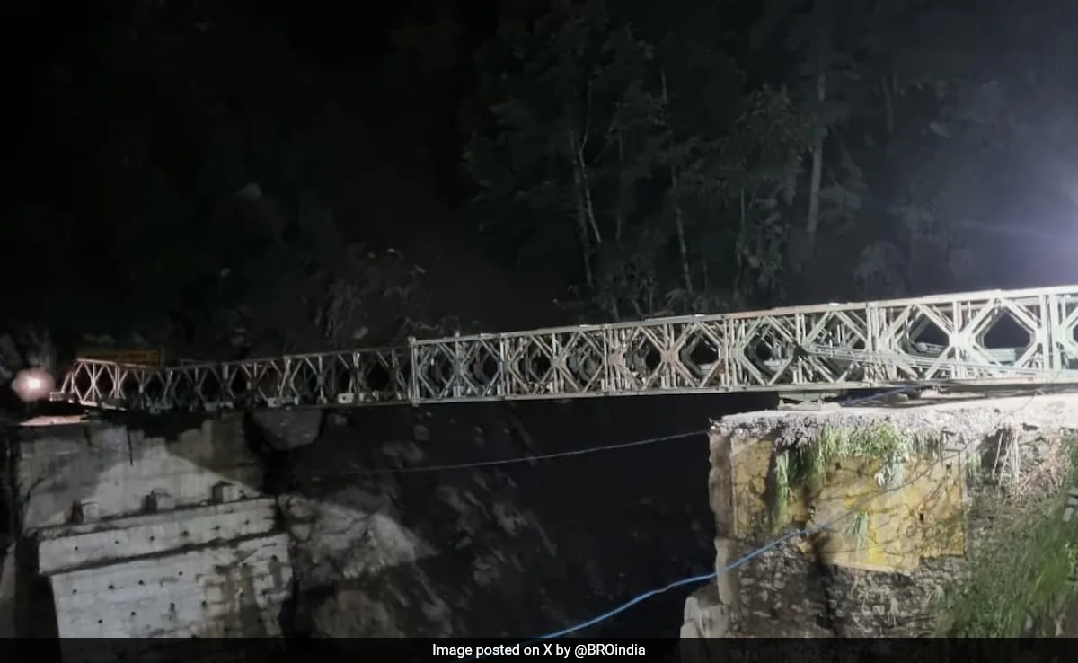 Строителство на моста Бейли в Uttarkashi`s Limchigad завършен 