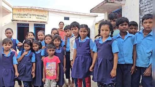 रंग ला रही सिवनी कलेक्टर की मुहिम, छात्रों को गिफ्ट में मिल रहीं डेस्क; 7 समुंदर पार से भी आ रही मदद