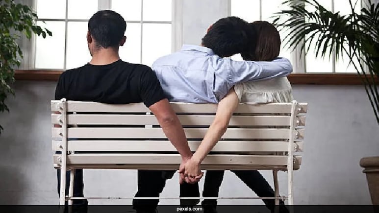 India's Cheating Rate Falls 16% In 2 Years As Couples Choose Clarity Over Chaos, Says Survey India's Cheating Rate Falls 16% In 2 Years As Couples Choose Clarity Over Chaos, Says Survey