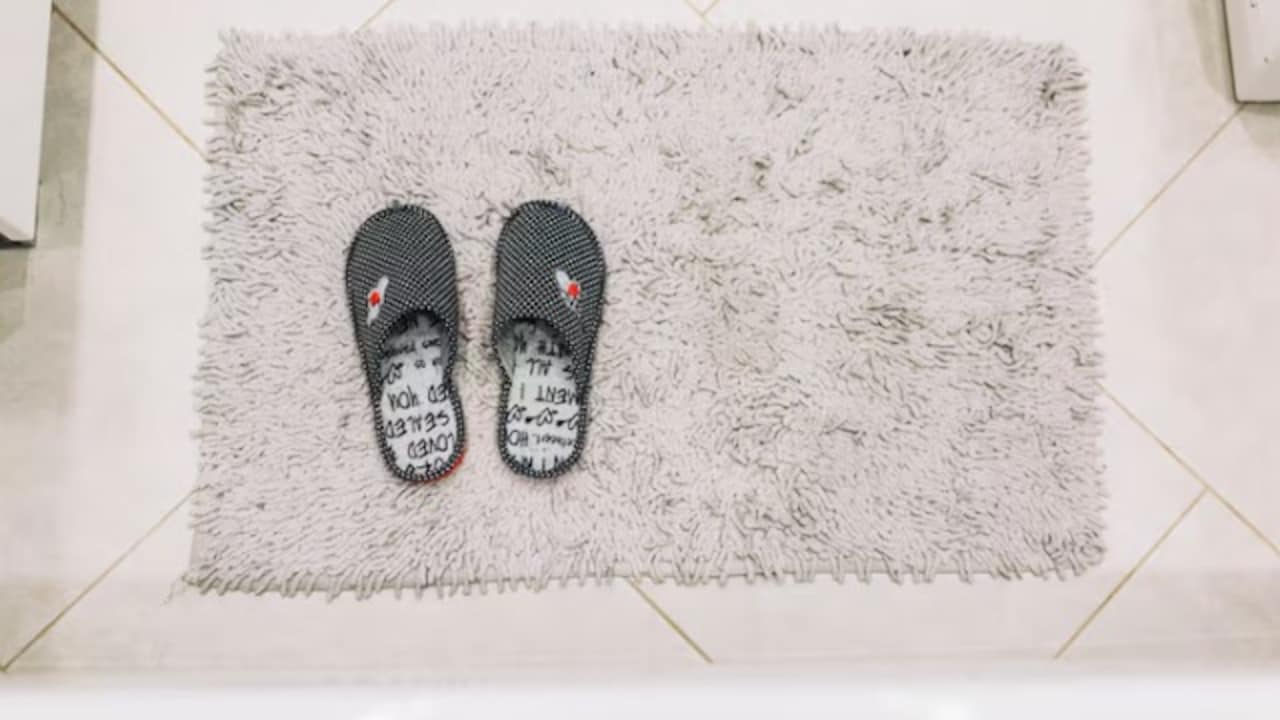 How Often You Wash, Rotate And Replace Your Floor Mat And To Keep It Hygiene