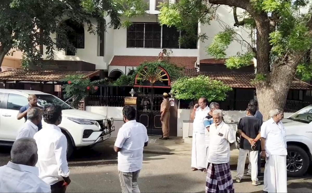 Tamil Nadu Cops Vs Probe Agency ED Over Trespassing At Chennai MLA Hostel