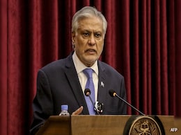 पाकिस्तान-सऊदी रक्षा समझौते में और देश शामिल होते हैं तो यह नाटो जैसा गठबंधन बन जाएगा: पाक डिप्टी सीएम पाकिस्तान-सऊदी रक्षा समझौते में और देश शामिल होते हैं तो यह नाटो जैसा गठबंधन बन जाएगा: पाक डिप्टी सीएम