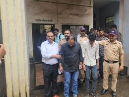 Kalyan : कल्याणमध्ये स्टेशन परिसरात मसाज पार्लरमध्ये सुरु होता वेश्याव्यवसाय, 10 महिलांची सुटका!