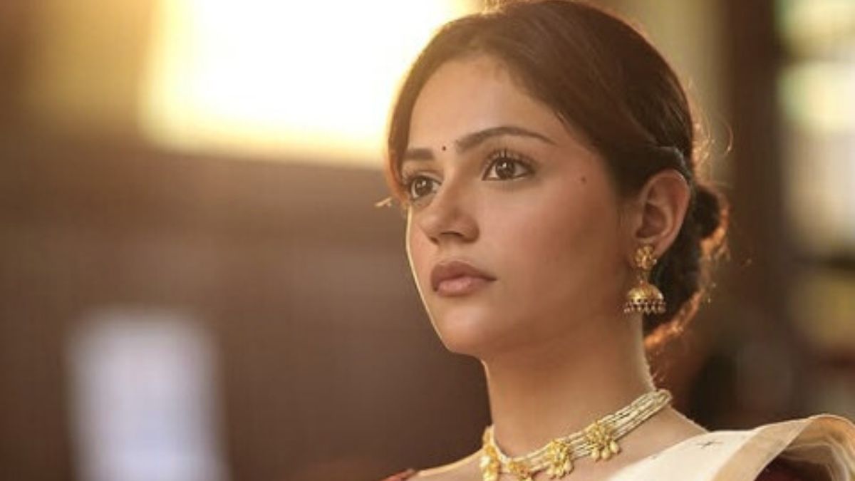 <i>Saiyaara</i> Star Aneet Padda Is "Scared Of What's Next" As The Daze Wears Off