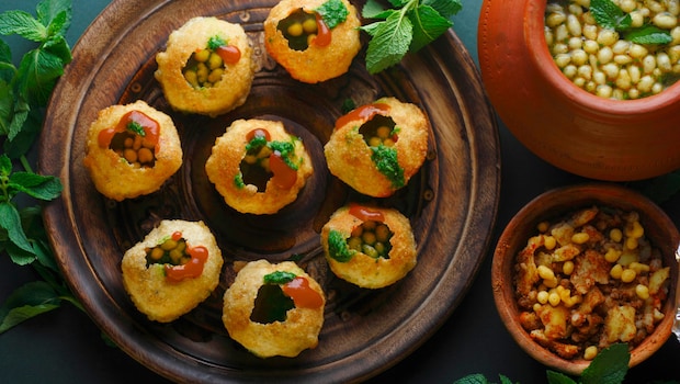 Raksha Bandhan 2025 Special: 10 Spicy Snacks To Enjoy With Your Siblings