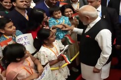 Handshakes, Smiles, Performances: How PM Modi Was Welcomed By Indian Diaspora In China Handshakes, Smiles, Performances: How PM Modi Was Welcomed By Indian Diaspora In China