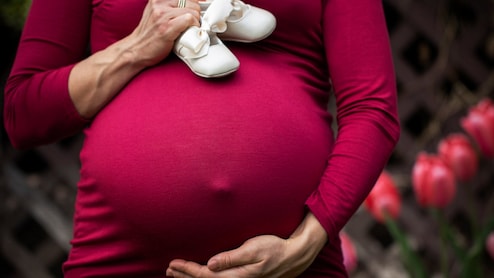 Early Puberty, Childbirth Linked To Faster Ageing, High Diabetes Risk: Study