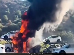 On Camera, 6 Tesla Cars Burn As Vehicle-Carrier Catches Fire In US On Camera, 6 Tesla Cars Burn As Vehicle-Carrier Catches Fire In US