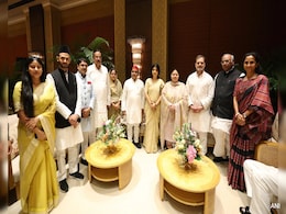 Mallikarjun Kharge Hosts Dinner For INDIA bloc MPs In Delhi Mallikarjun Kharge Hosts Dinner For INDIA bloc MPs In Delhi