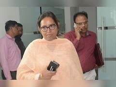 कॉर्पोरेट स्पॉन्सरशिप के नाम पर देवी-देवताओं का अपमान: वर्षा गायकवाड़ का महायुति सरकार पर निशाना