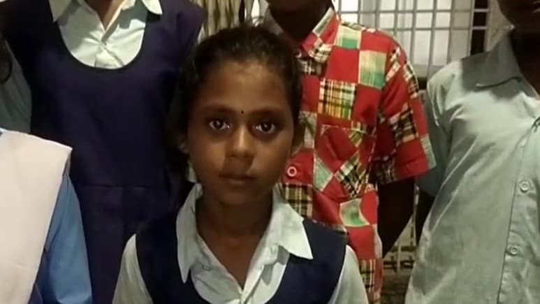 Maihar News: स्कूल प्रिंसिपल की बर्बरता; छात्रों को थर्ड डिग्री टॉर्चर, जानिए क्या आरोप लगे? Maihar News: स्कूल प्रिंसिपल की बर्बरता; छात्रों को थर्ड डिग्री टॉर्चर, जानिए क्या आरोप लगे?