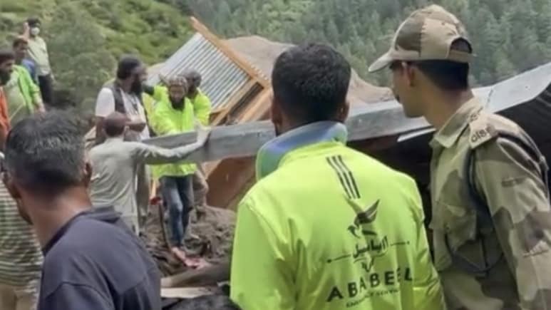 Heroes Of Kishtwar: How Local Volunteers Responded To Cloudburst Tragedy Heroes Of Kishtwar: How Local Volunteers Responded To Cloudburst Tragedy