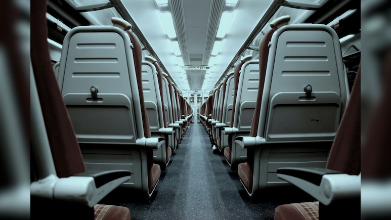 Flight Attendants Reveal 1 Traveller Habit That Annoys Them The Most