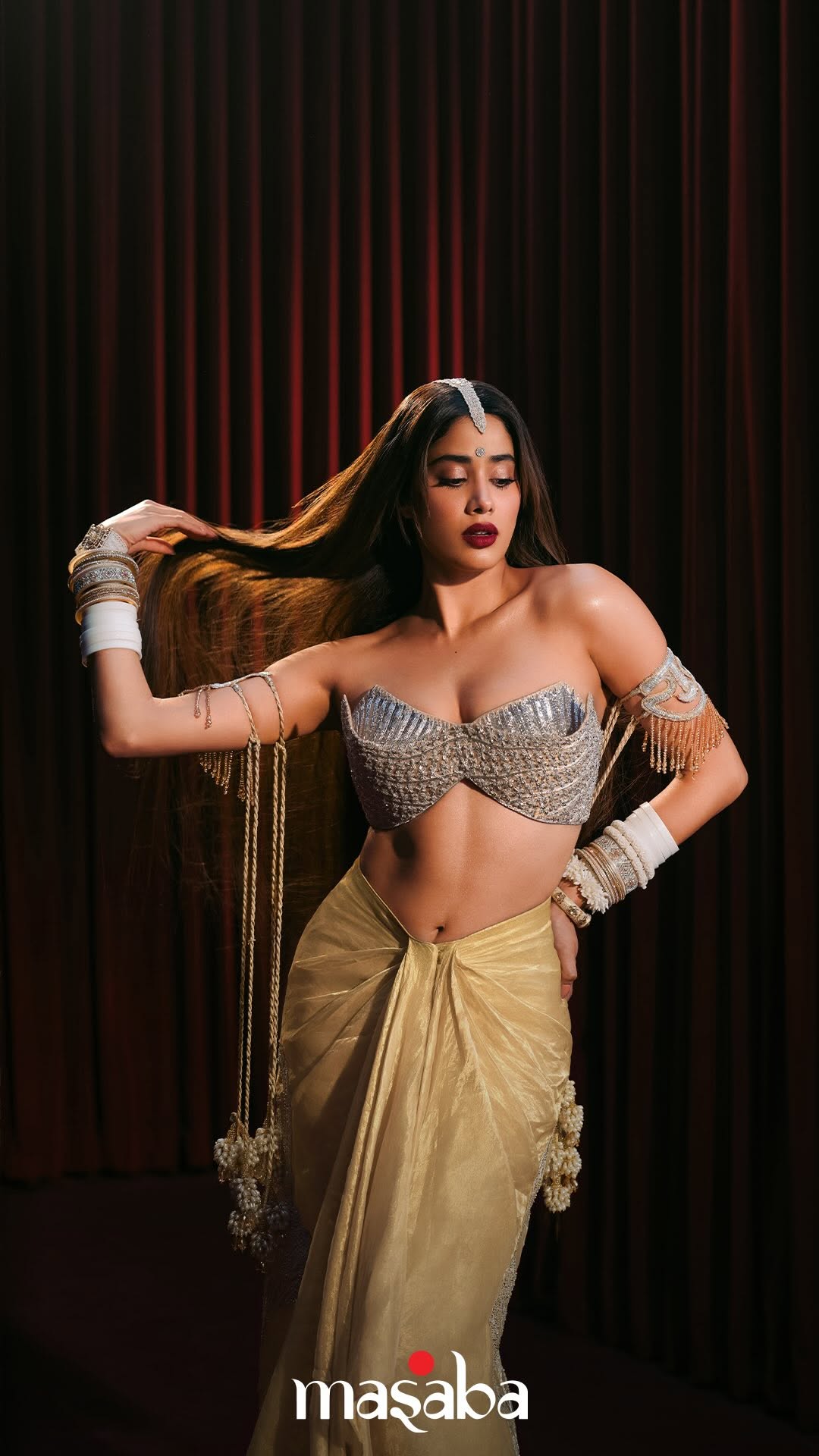 Janhvi Kapoor Dazzles As A Bold Masaba Gupta Bride In A Dramatic <i>Chandni</i> Set