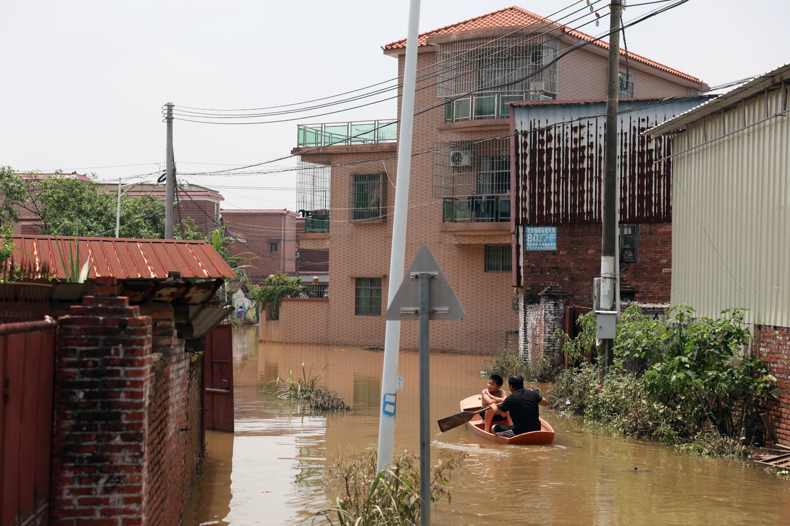 At Least 10 Killed, 33 Missing In Flash Floods In China