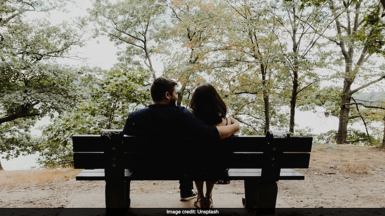 Gossip Might Be Secret Ingredient For Romance, Bring Couples Closer, Study Finds Gossip Might Be Secret Ingredient For Romance, Bring Couples Closer, Study Finds