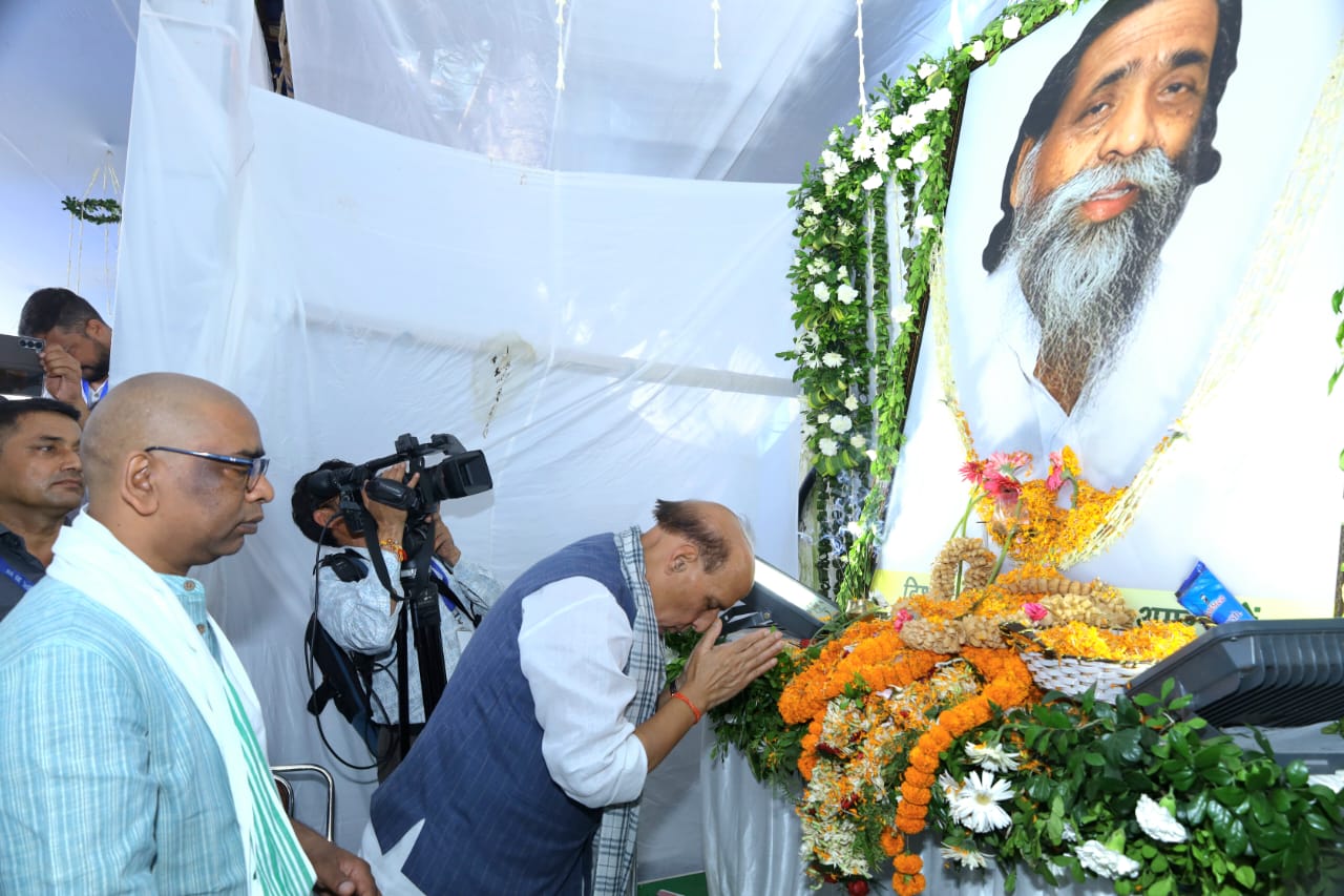 दिशोम गुरु शिबू सोरेन के संस्‍कार भोज में उमड़ी भीड़, राजनीतिक दिग्‍गजों सहित आम लोगों ने दी श्रद्धांजलि