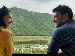 Priya Marathe News: पार्टीत भेट, मैत्री अन् फिल्मी प्रपोज.. अशी आहे प्रिया मराठे- शंतनू मोघेची LOVE STORY Priya Marathe News: पार्टीत भेट, मैत्री अन् फिल्मी प्रपोज.. अशी आहे प्रिया मराठे- शंतनू मोघेची LOVE STORY