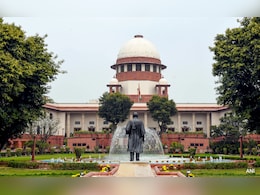 बांग्लादेशी घुसपैठियों को निकालने के अभियान पर रोक नहीं, सुप्रीम कोर्ट ने क्यों खारिज की याचिका बांग्लादेशी घुसपैठियों को निकालने के अभियान पर रोक नहीं, सुप्रीम कोर्ट ने क्यों खारिज की याचिका