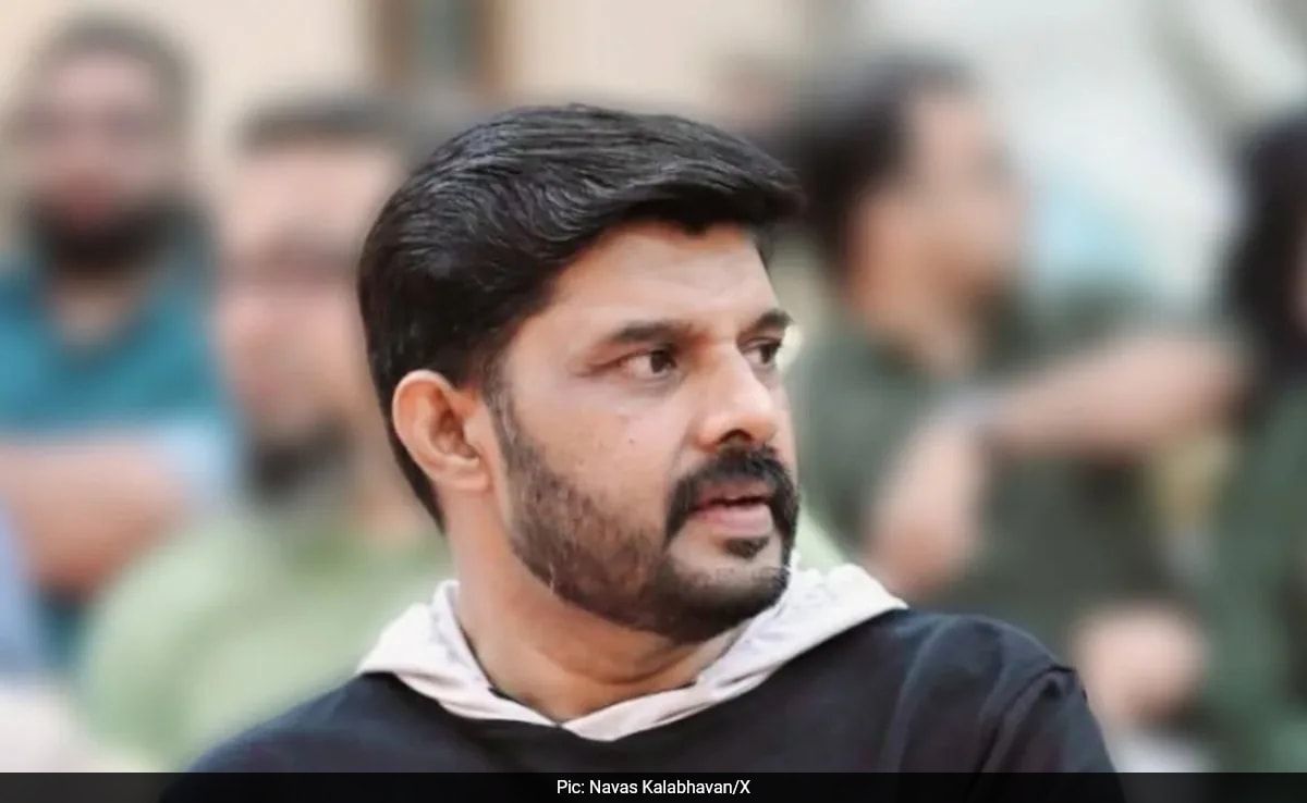 Кочи Малаяламският филмов актьор и художник на мимикрия Калабхаван Навас