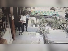 थार गाड़ी और रात का राज... रोहतक में दलित युवक की हत्या में CCTV से ट्विस्ट, आरोपी पकड़ से दूर थार गाड़ी और रात का राज... रोहतक में दलित युवक की हत्या में CCTV से ट्विस्ट, आरोपी पकड़ से दूर