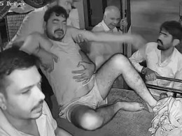 Watch video: चलती बस में मौत की नींद सो गया ड्राइवर, जानें कैसे बची सवारियों की जान Watch video: चलती बस में मौत की नींद सो गया ड्राइवर, जानें कैसे बची सवारियों की जान