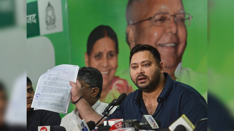इसमें बड़ी बात क्या है... डबल वोटर कार्ड विवाद पर तेजस्वी यादव ने चुप्‍पी तोड़ी