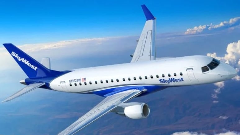 US Flight Drops Over 4,300 Feet In 44 Seconds, 2 Passengers Injured