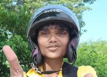 Viral: College Student Shares GRWM Video For Blinkit Job, Wins Hearts Online Viral: College Student Shares GRWM Video For Blinkit Job, Wins Hearts Online