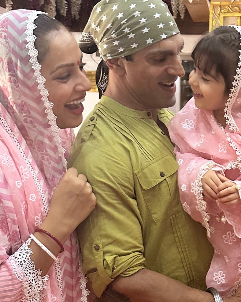 Bipasha Basu's Adorable Post Featuring Her Daughter Devi Is A Lesson In Parenting