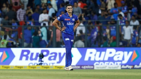IPL 2026 Trade News : अर्जुन तेंडुलकर मुंबई इंडियन्स सोडणार? 'या' टीमसोबत व्यवहार, कारणही उघड