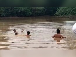 राजस्थान: पहले तीनों के पिता की मौत, अब पानी में डूबने से एक साथ तीन बच्चों की गई जान राजस्थान: पहले तीनों के पिता की मौत, अब पानी में डूबने से एक साथ तीन बच्चों की गई जान