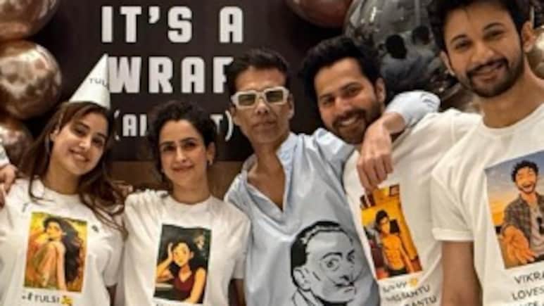 It's A Wrap For Janhvi Kapoor And Varun Dhawan's <i>Sunny Sanskari Ki Tulsi Kumari</i>. See Post It's A Wrap For Janhvi Kapoor And Varun Dhawan's <i>Sunny Sanskari Ki Tulsi Kumari</i>. See Post