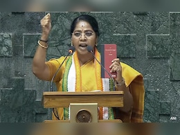 दिल्ली में सुबह की सैर पर निकलीं कांग्रेस सांसद से चेन छीन ले गया बदमाश दिल्ली में सुबह की सैर पर निकलीं कांग्रेस सांसद से चेन छीन ले गया बदमाश