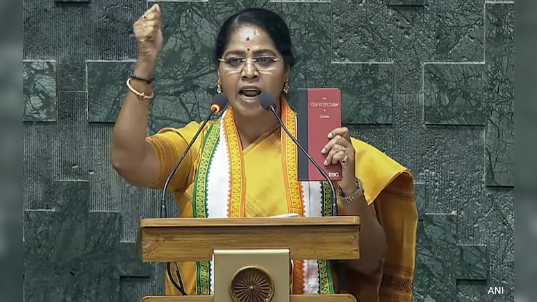 दिल्ली में सुबह की सैर पर निकलीं कांग्रेस सांसद से चेन छीन ले गया बदमाश दिल्ली में सुबह की सैर पर निकलीं कांग्रेस सांसद से चेन छीन ले गया बदमाश