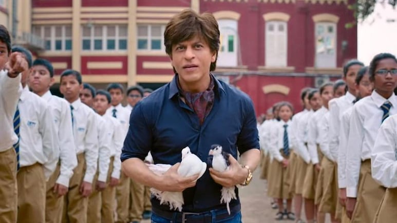Shah Rukh Khan Jokes About <i>Zero</i> Debacle At Aryan Khan's Event: "<i>Ullu Bana Lena, <i>Zero</i> Mat Banana</i>"