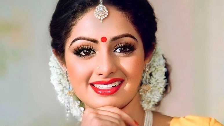 श्रीदेवी का पूरा नाम जानते हैं आप? बोनी कपूर से शादी से पहले ये था हवा हवाई गर्ल का फुल नेम श्रीदेवी का पूरा नाम जानते हैं आप? बोनी कपूर से शादी से पहले ये था हवा हवाई गर्ल का फुल नेम