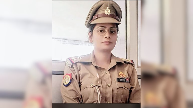 UP Cop On Bike Falls Trying To Save Stray Dog, Gets Run Over By Car