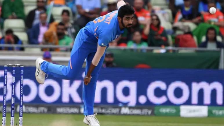 Jasprit Bumrah : आशिया कपपूर्वी टीम इंडियाला धक्का! जसप्रीत बुमराह आऊट, कारण काय? Jasprit Bumrah : आशिया कपपूर्वी टीम इंडियाला धक्का! जसप्रीत बुमराह आऊट, कारण काय?