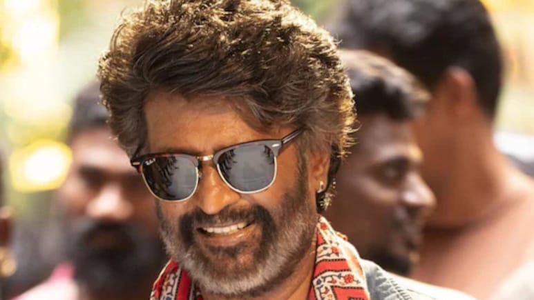 When Rajinikanth Said How He Keeps Himself Grounded Amid Fan Frenzy: "I Live In A Temple For 10-12 Days" When Rajinikanth Said How He Keeps Himself Grounded Amid Fan Frenzy: "I Live In A Temple For 10-12 Days"