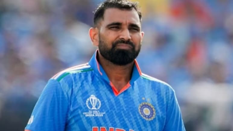 'सेलेक्शन कमेटी मीटिंग लाइव हो', शमी की अनदेखी पर पूर्व बल्लेबाज की बड़ी मांग, इस चयन पर उठा दिया गंभीर सवाल