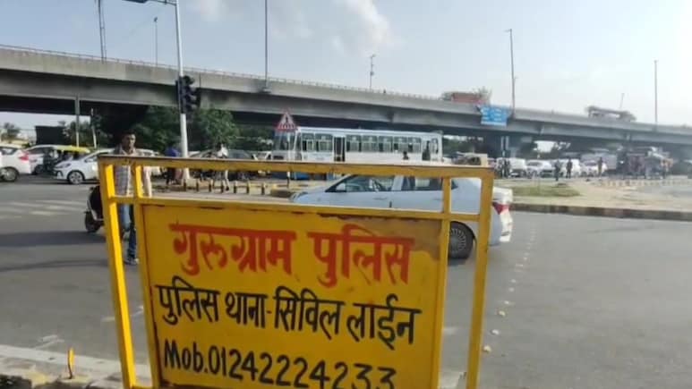 मॉडल को देख रोड पर अश्लील हरकत करने वाला निकला 14 लाख रुपये कमाने वाला असिस्टेंट मैनेजर मॉडल को देख रोड पर अश्लील हरकत करने वाला निकला 14 लाख रुपये कमाने वाला असिस्टेंट मैनेजर