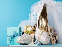 Myntra Sale: राखी के लिए नहीं लिए फुटवियर? तो कम बजट में ये हैं आपके लिए फैशन और स्टाइलिश एथनिक फुटवियर Myntra Sale: राखी के लिए नहीं लिए फुटवियर? तो कम बजट में ये हैं आपके लिए फैशन और स्टाइलिश एथनिक फुटवियर